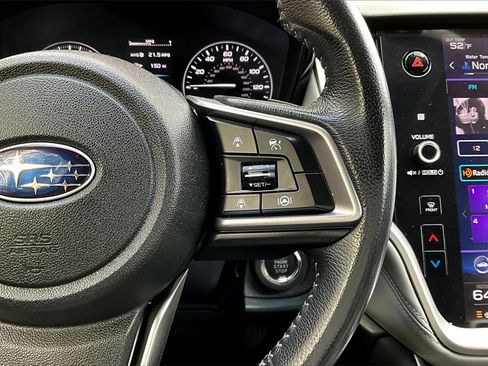 Used 2022 Subaru Outback Premium image 12