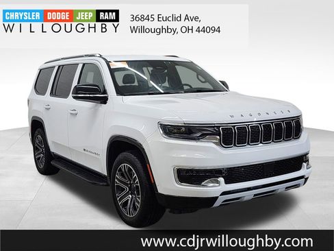 Certified 2024 Jeep Wagoneer Series II image 3