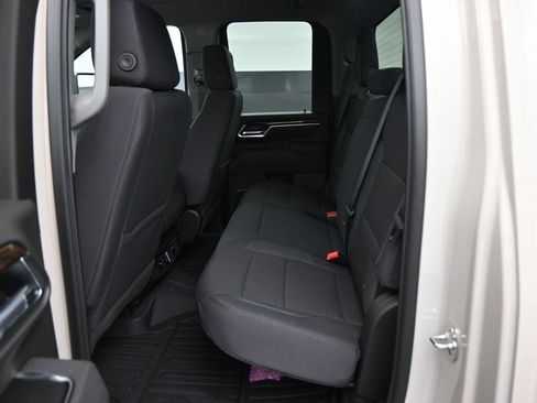 New 2026 GMC Sierra 3500 SLE w/ SLE Value Package image 19