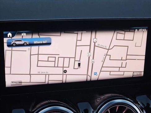 Used 2025 Mercedes-Benz GLA 35 AMG 4MATIC image 13