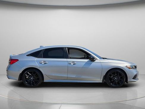 Used 2023 Honda Civic Sport image 8