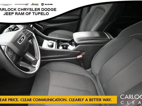 Used 2022 Jeep Grand Cherokee L Laredo w/ Luxury Tech Group I AWD/4WD image 27