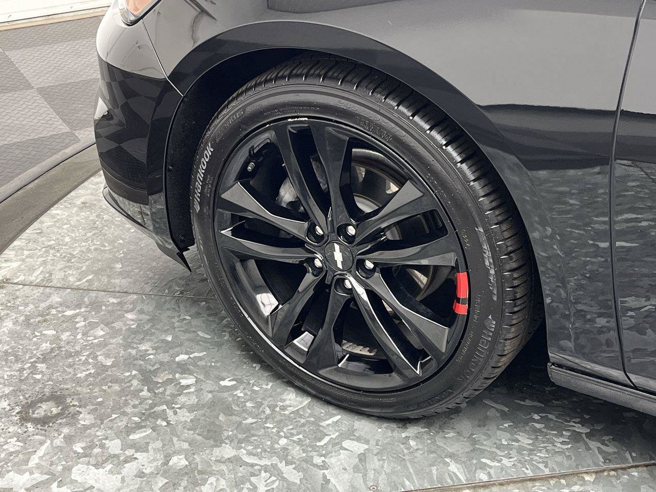 Certified 2018 Chevrolet Malibu LT w/ Leather Package FWD image 28