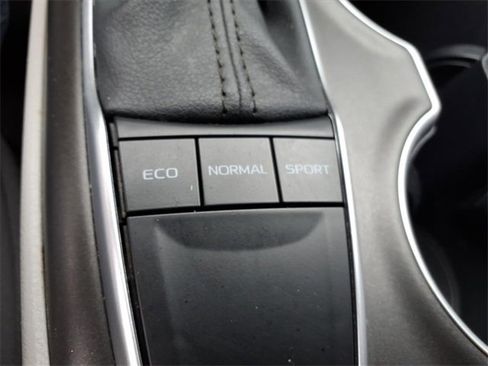 Used 2023 Toyota Camry LE image 13