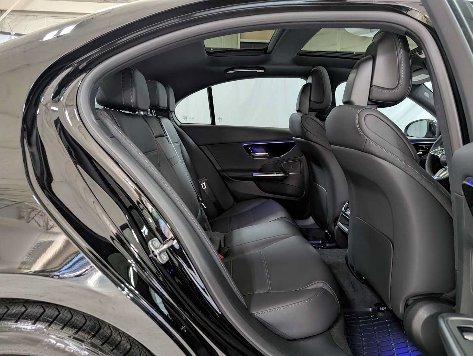 Certified 2026 Mercedes-Benz C 300 4MATIC Sedan image 12