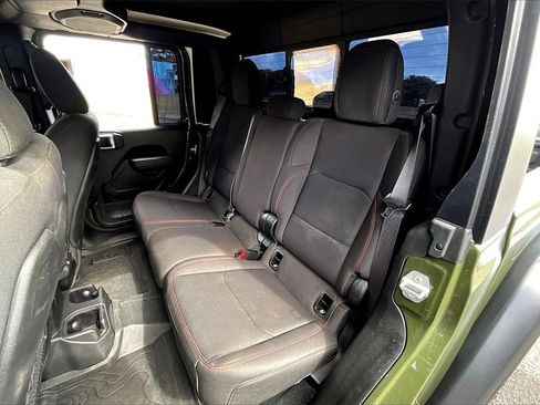 Used 2022 Jeep Gladiator Rubicon w/ Trailer Tow Package image 28