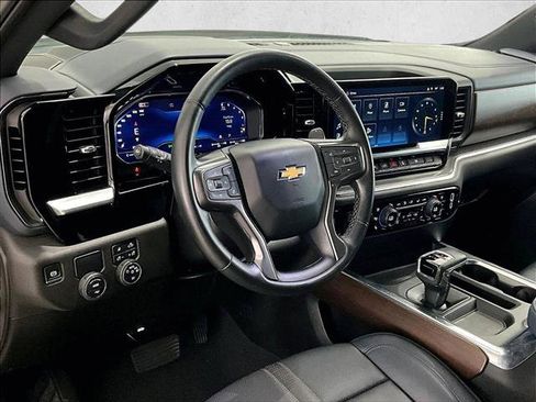 Used 2024 Chevrolet Silverado 1500 High Country RWD image 14