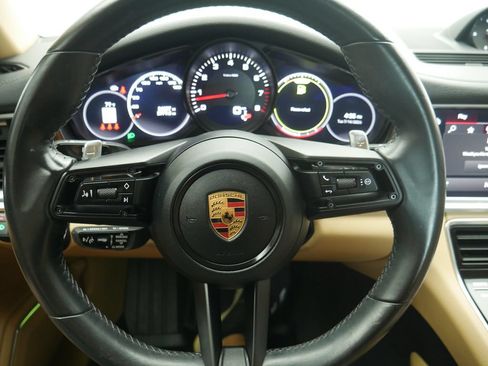 Certified 2023 Porsche Panamera 4 Platinum Edition AWD/4WD image 31