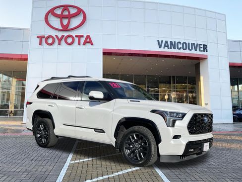Certified 2023 Toyota Sequoia Platinum AWD/4WD image 1