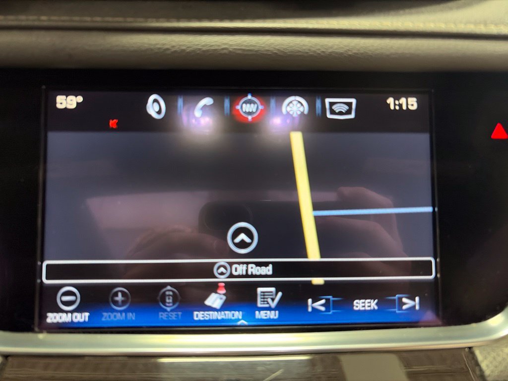 Used 2017 Cadillac XT5 Luxury w/ Driver Awareness Package AWD/4WD image 23