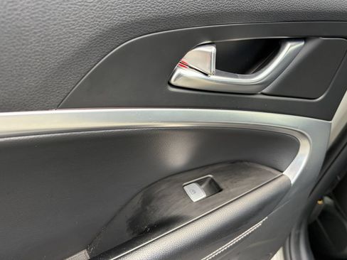 Used 2026 Genesis G70 2.5T RWD image 17