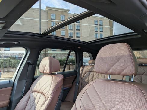 New 2026 BMW X5 xDrive40i AWD/4WD image 17