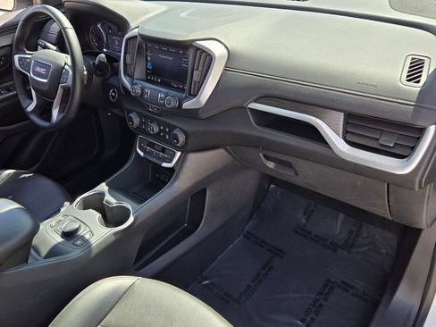 Used 2023 GMC Terrain SLT FWD image 18