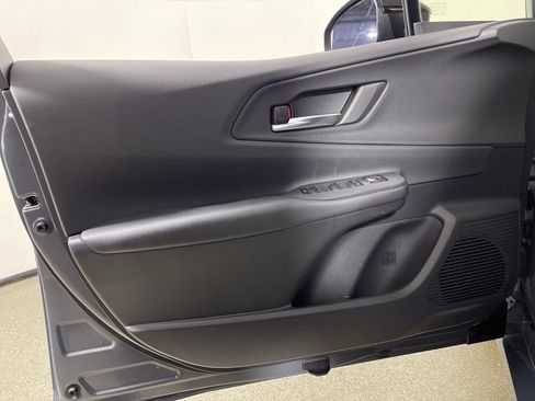 Used 2023 Toyota Prius Prime FWD image 19