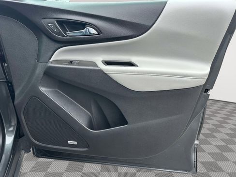 Used 2020 Chevrolet Equinox Premier image 28