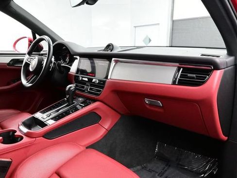 Certified 2023 Porsche Macan GTS AWD/4WD image 17