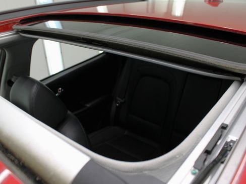 Used 2023 Hyundai Kona Limited AWD/4WD image 25