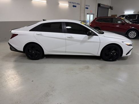 Used 2026 Hyundai Elantra Sport FWD image 10
