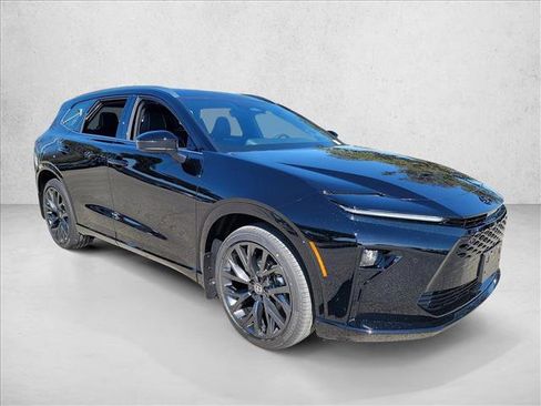 New 2026 Toyota Crown Signia image 3