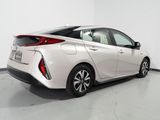 Used 2018 Toyota Prius Prime Advanced image 5