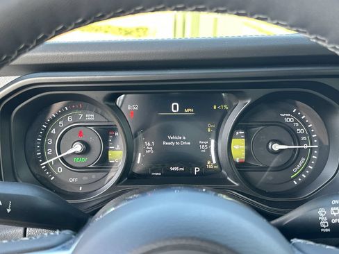 Certified 2025 Jeep Wrangler Unlimited Sahara AWD/4WD image 13