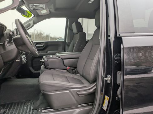 Used 2022 Chevrolet Silverado 1500 Custom image 12