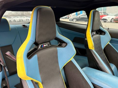 Used 2022 BMW M4 Competition w/ M Carbon Exterior Package image 34