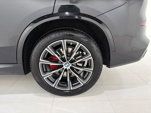 Used 2022 BMW X5 xDrive40i w/ M Sport Package AWD/4WD image 44