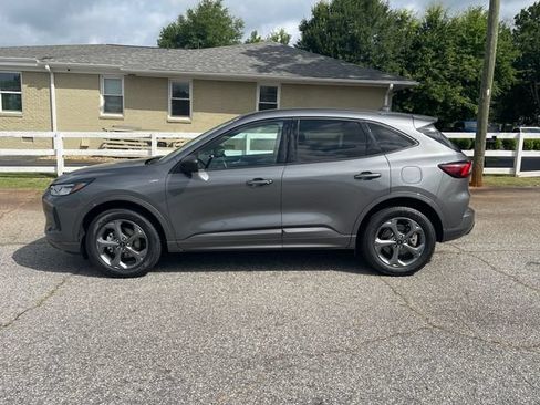 Certified 2024 Ford Escape ST-Line AWD/4WD image 8