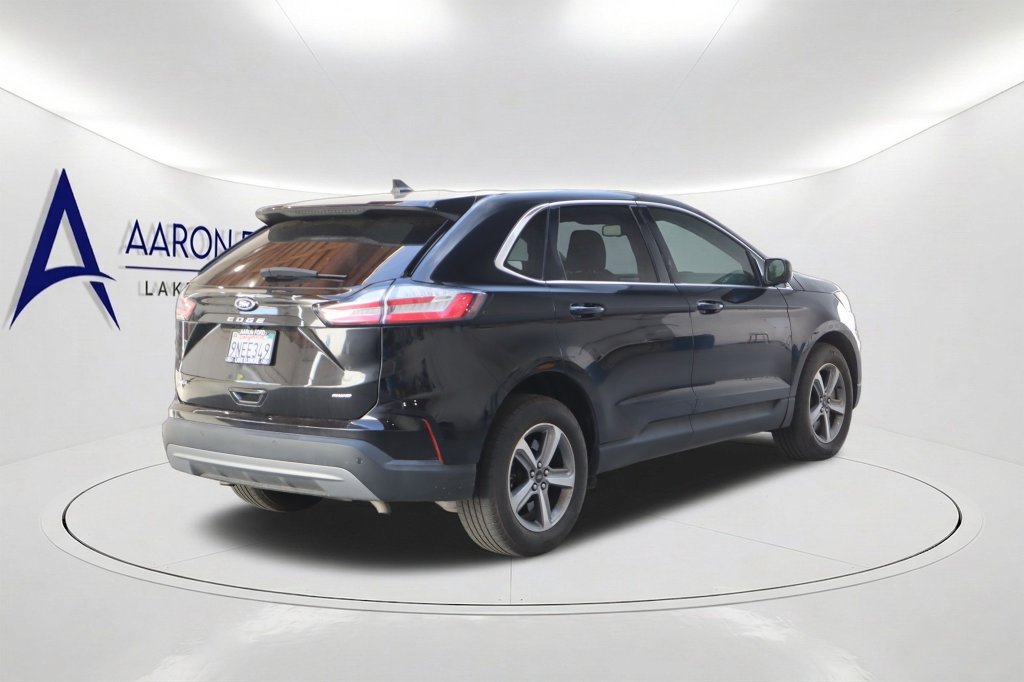 Used 2024 Ford Edge SEL w/ Convenience Package AWD/4WD image 2