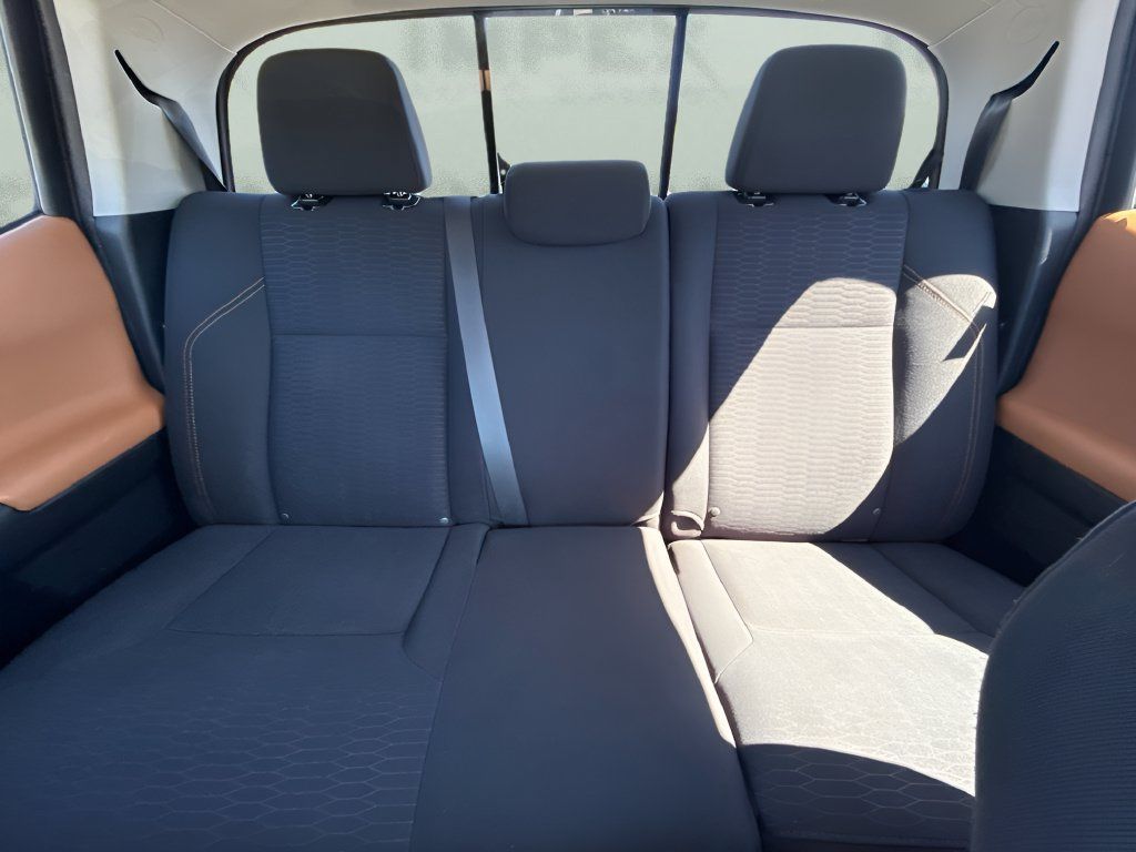 Used 2019 Toyota Tacoma SR5 RWD image 10