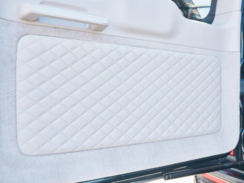 Used 2025 Mercedes-Benz G 63 AMG 4MATIC image 31