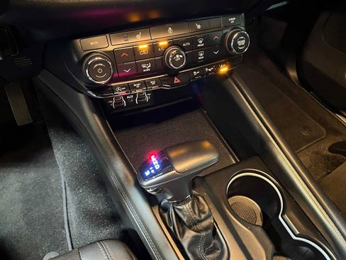 Used 2022 Dodge Durango GT AWD/4WD image 31