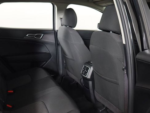 Used 2023 Kia Sportage LX image 25