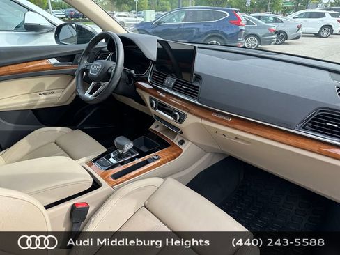Used 2023 Audi Q5 2.0T Premium Plus w/ Premium Plus Package AWD/4WD image 20