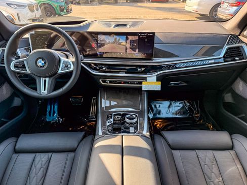 New 2026 BMW X5 M60i image 12