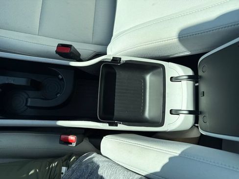 Used 2025 Hyundai Kona SEL AWD/4WD image 25