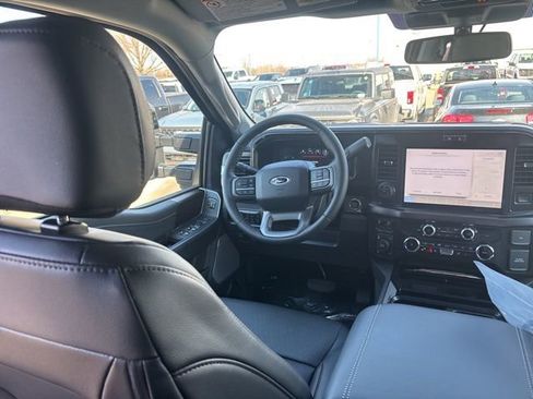 New 2026 Ford F350 Lariat w/ Black Appearance Package image 33