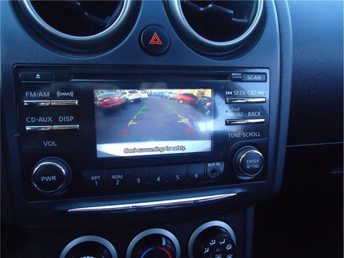 Used 2014 Nissan Rogue S w/ Convenience Package image 22