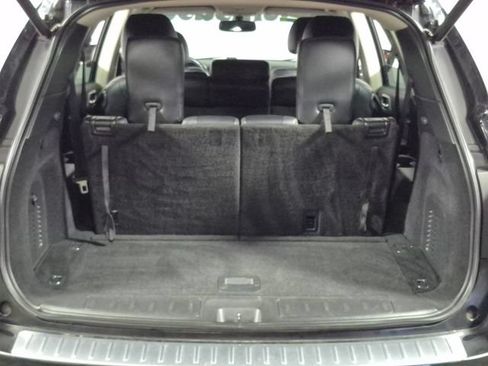 Used 2019 Nissan Pathfinder Platinum FWD image 30