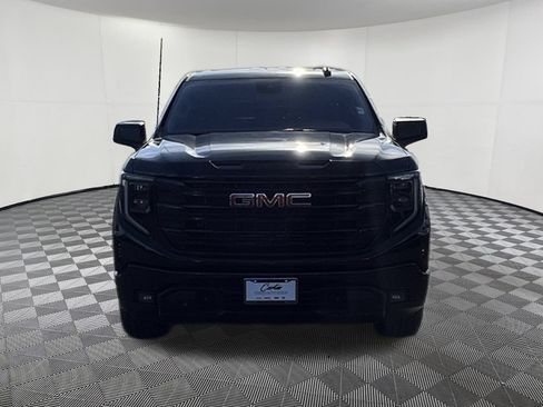 Used 2023 GMC Sierra 1500 Elevation AWD/4WD image 2