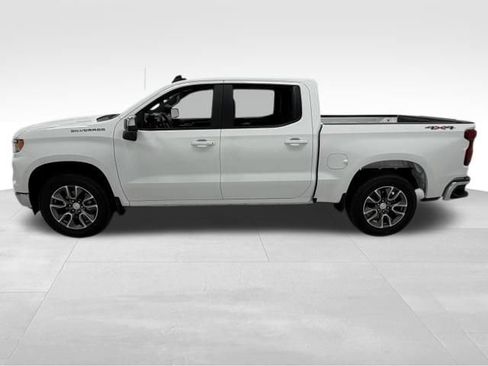 Certified 2025 Chevrolet Silverado 1500 LT w/ Convenience Package II AWD/4WD image 3