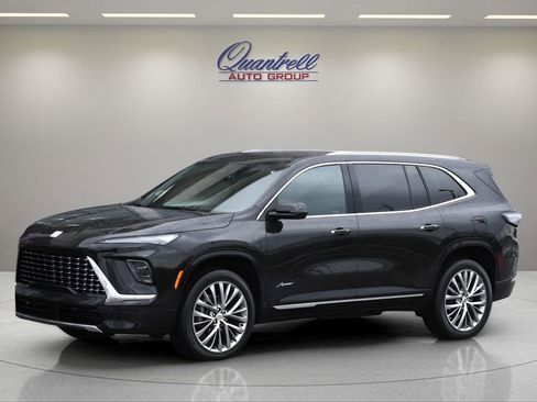 Used 2025 Buick Enclave Avenir w/ Super Cruise Package AWD/4WD image 8