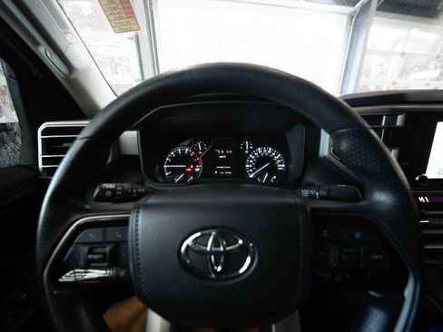 Used 2022 Toyota Tundra SR5 image 15