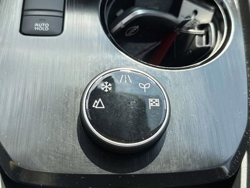 Used 2023 Nissan Rogue SV image 20