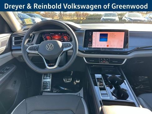 New 2026 Volkswagen Atlas Peak Edition image 12