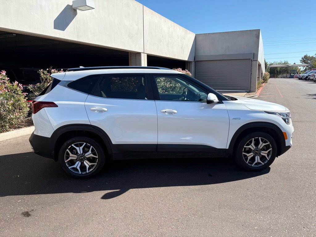 Used 2021 Kia Seltos EX AWD/4WD image 5