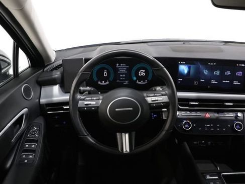 Used 2026 Hyundai Sonata SEL FWD image 11