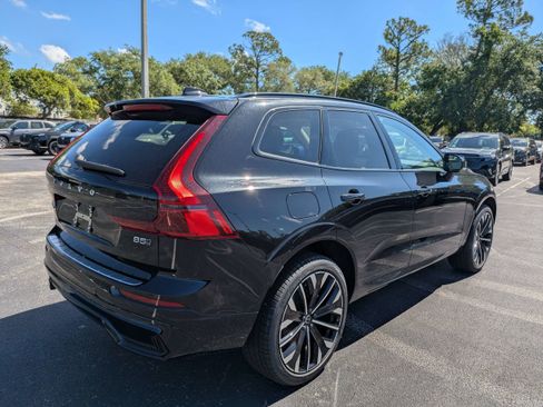 New 2026 Volvo XC60 B5 Ultra w/ Protection Package Premier AWD/4WD image 4
