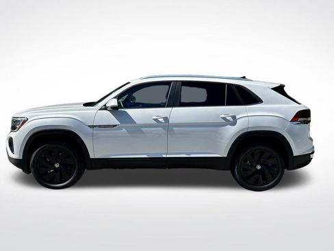 New 2026 Volkswagen Atlas Cross Sport SE image 3